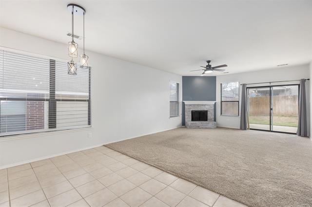 Building Photo - 10701 Vista Heights Blvd