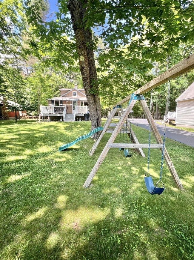 Building Photo - 24 Bayou Rd