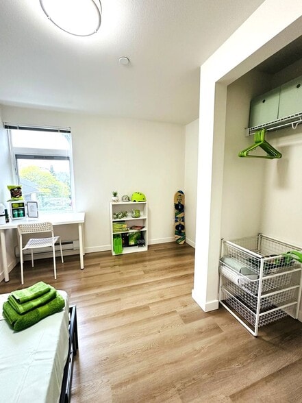 Interior Photo - Radian Apartments