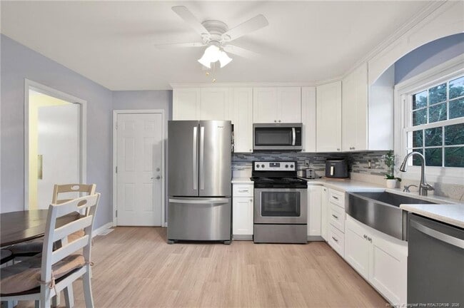 Building Photo - 3209 Glasgow Dr