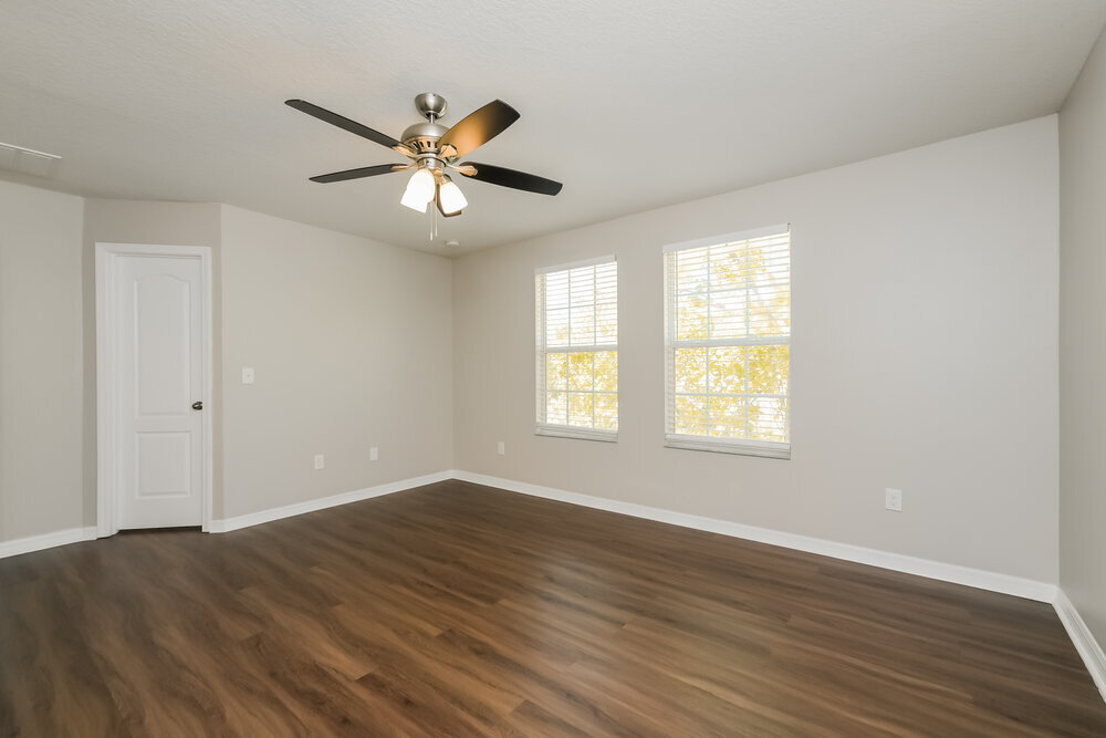 Building Photo - 3207 Bayflower Ave