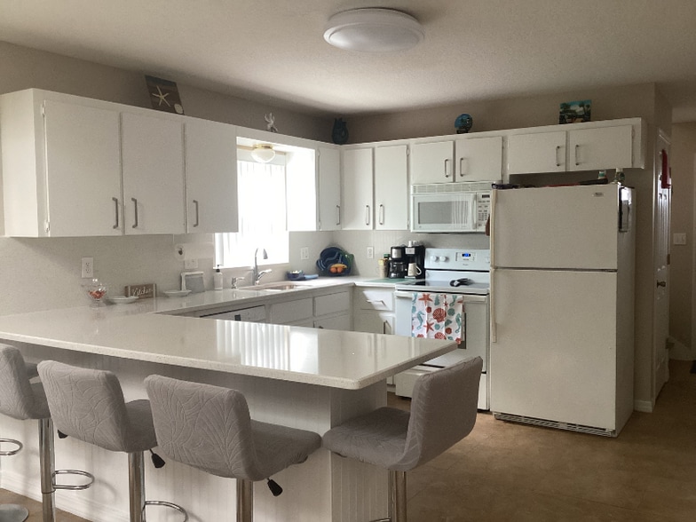 Building Photo - 723 Laurel Bay Cir