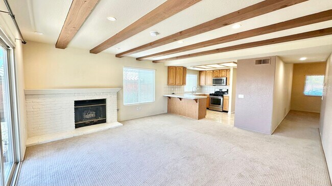 Building Photo - Lovely Single Story Home in Quiet Neighbor...