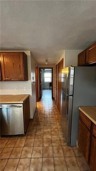 Building Photo - 189 Park Ave