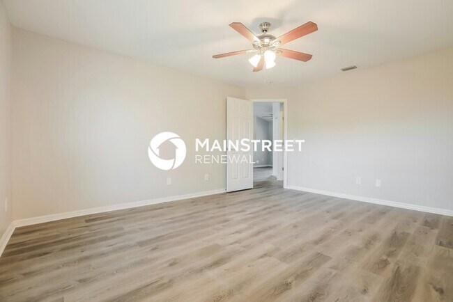 Building Photo - 3 Bedroom Pet-Friendly Home in North Port,...