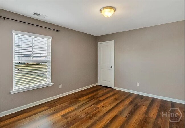 Building Photo - 173 Brickhill Cir
