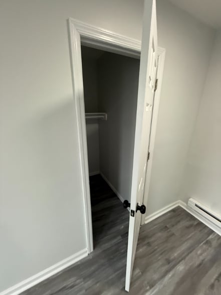 Building Photo - 731 S 10th St