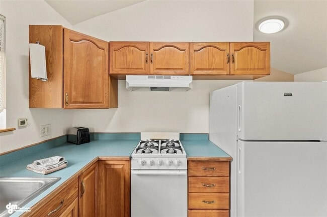 Building Photo - 6830 E Toller Ct