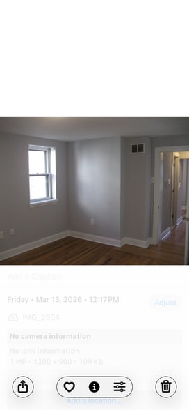 Building Photo - 702 S Darien St