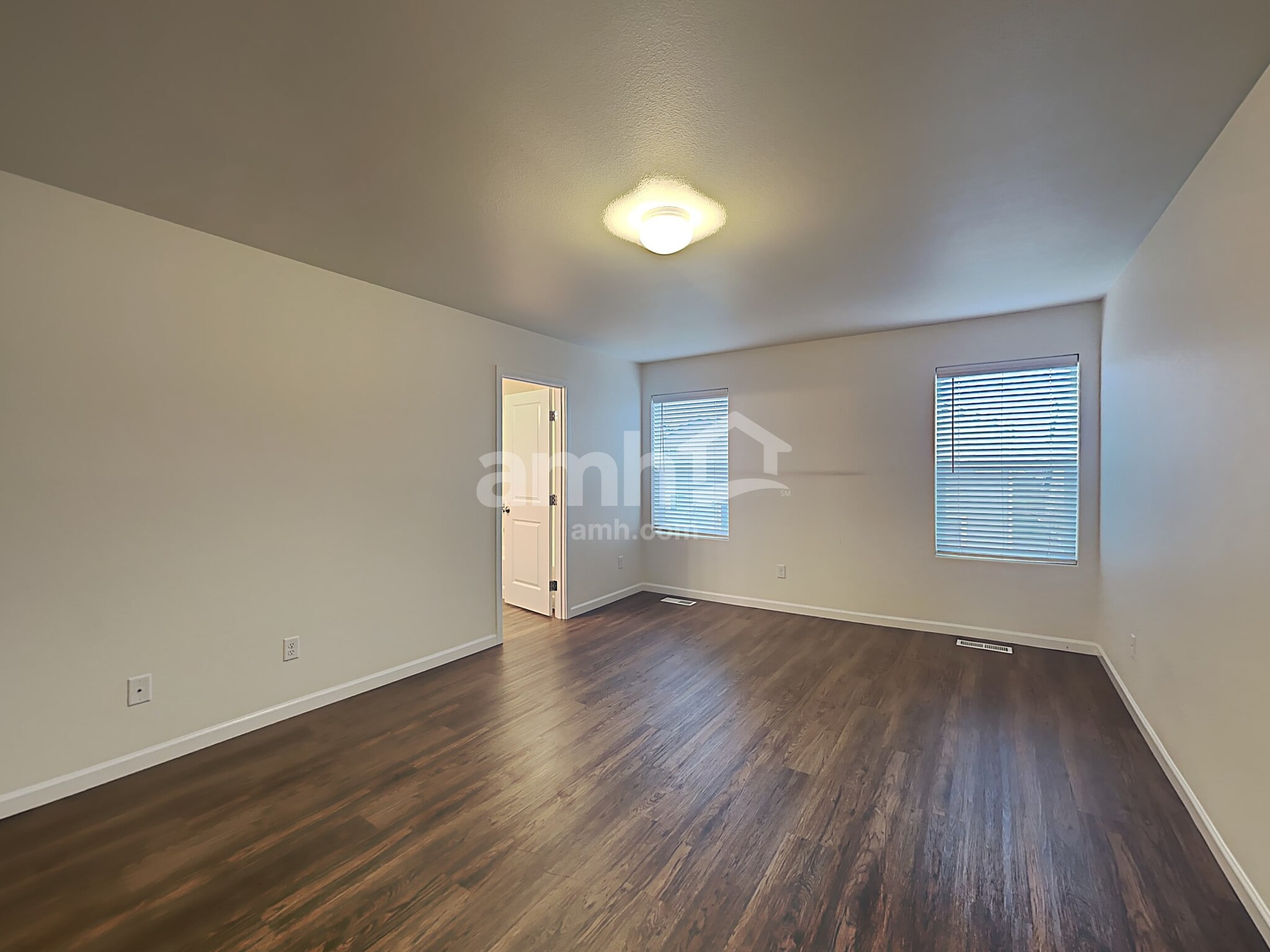 Building Photo - 1963 NW 22nd St