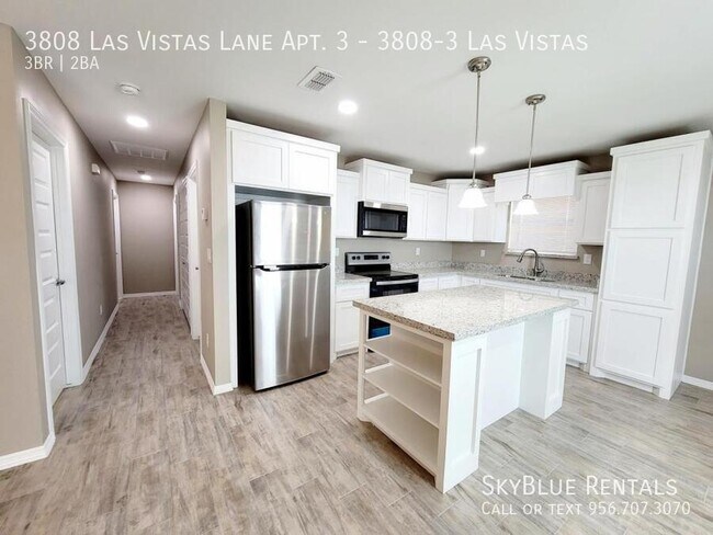 Building Photo - 3808 Las Vistas Ln