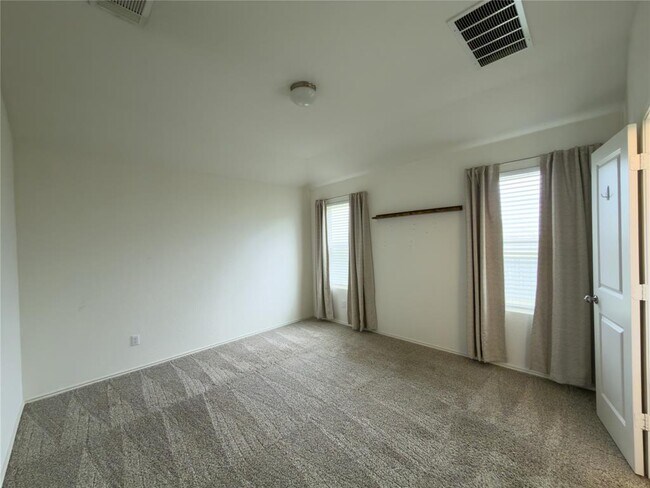 Building Photo - 21417 Wilmiller Ln