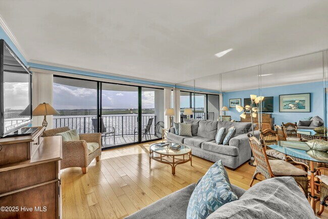 Building Photo - 322 Causeway Dr
