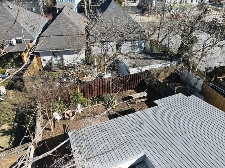 Building Photo - 74 Boulevard, B