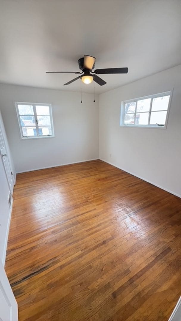 Building Photo - Centrally located in the NE Heights 4 bedroom, 1 3/4 Bath 1900 square feet.