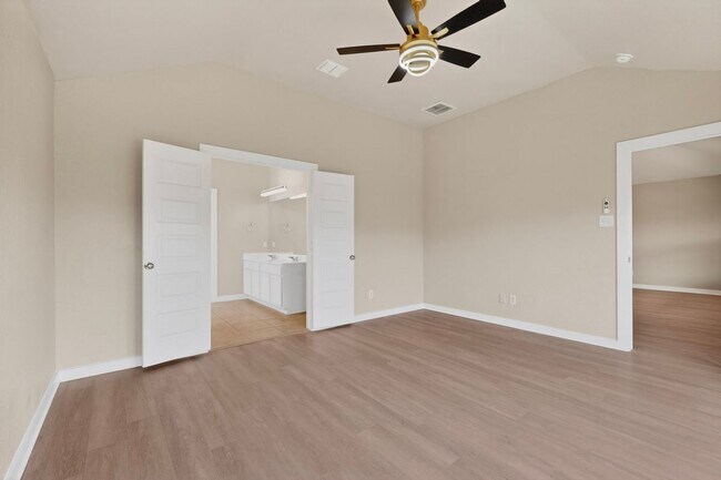 Building Photo - 7619 Toledo Bend