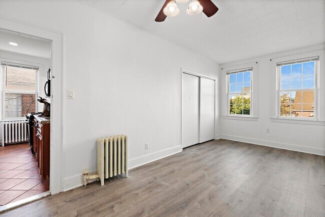 Primary Photo - 117 Windsor St