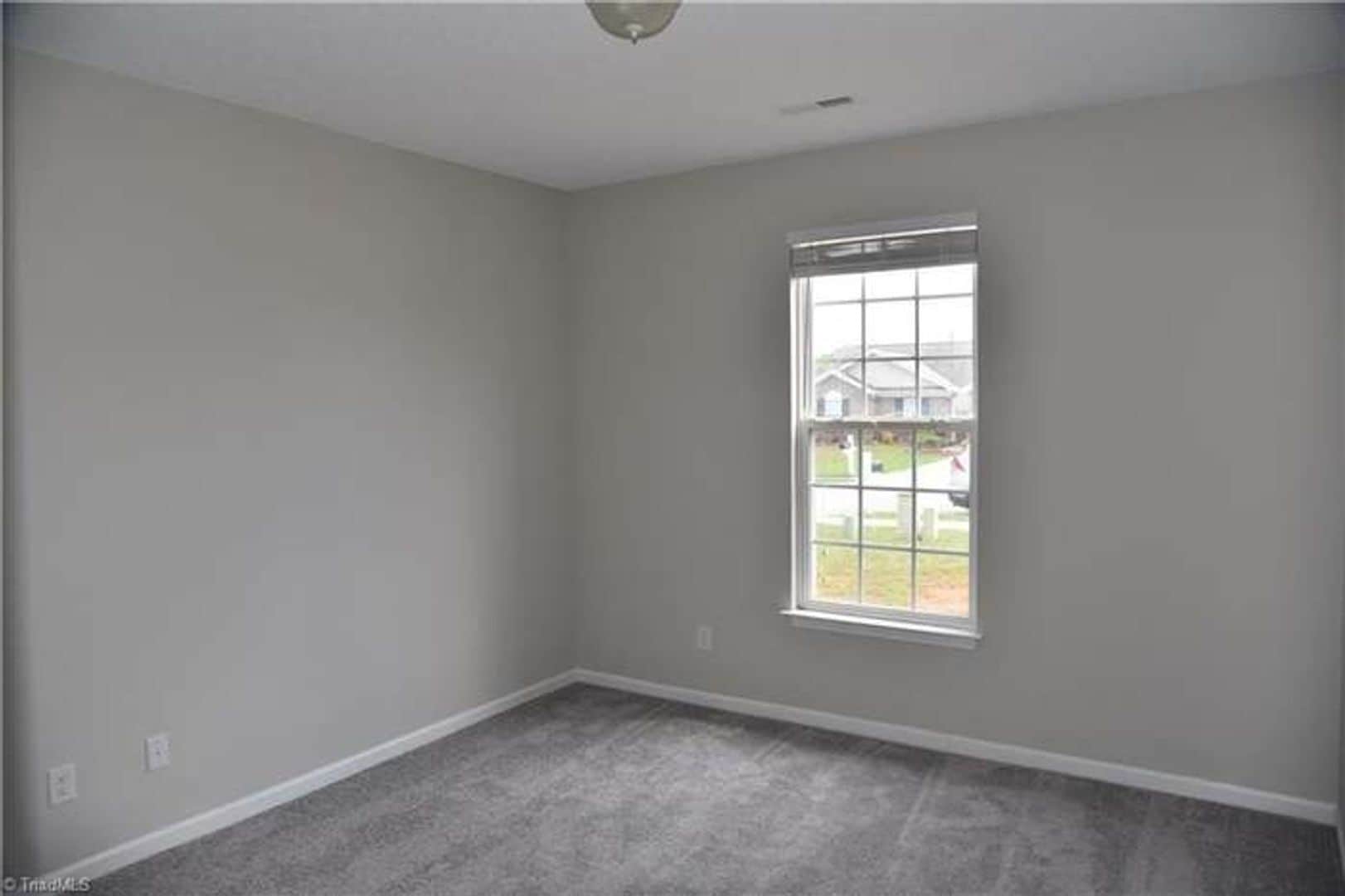 Building Photo - 3818 Maribeau Woods Dr