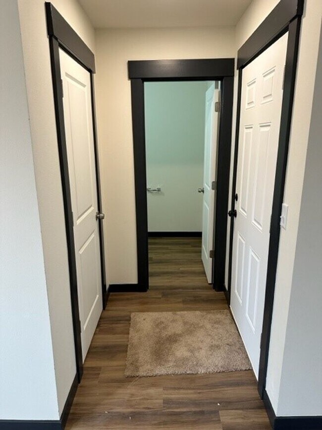 Building Photo - Newer Construction & Pet Friendly! 3 Bed 2.5 Bath Home Available!