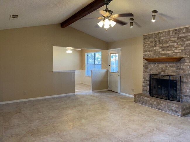 Building Photo - 3313 Sungate Dr