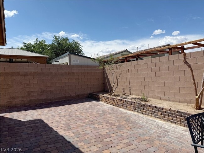 Building Photo - 3548 E Tompkins Ave