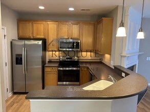 Building Photo - 7149 Racine Way