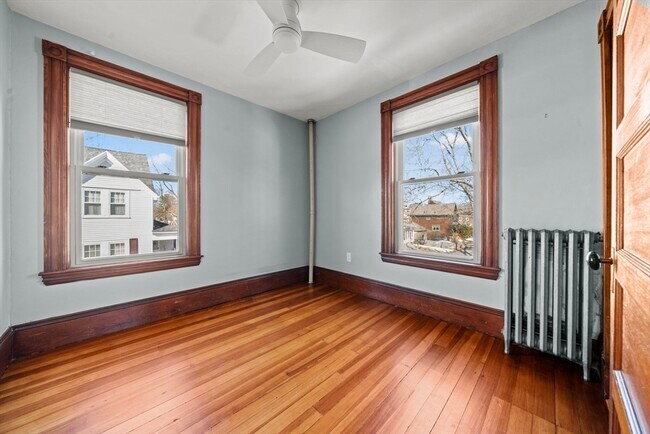 Building Photo - 7 Sweetser Ave