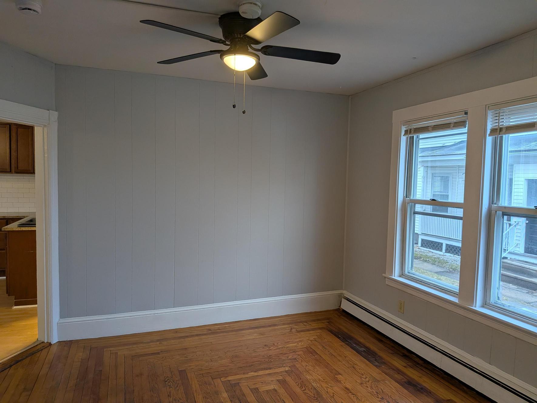 Building Photo - 607 Hevey St