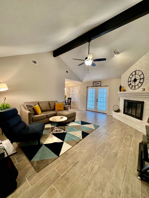 Building Photo - 550 Westoak