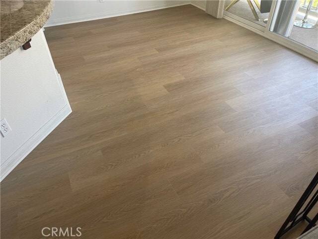 Building Photo - 303 Silk Tree