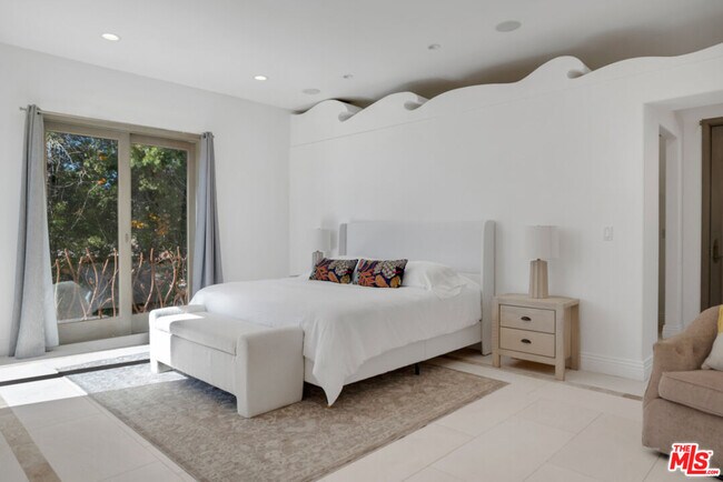 Building Photo - 31739 Pacific Coast Hwy