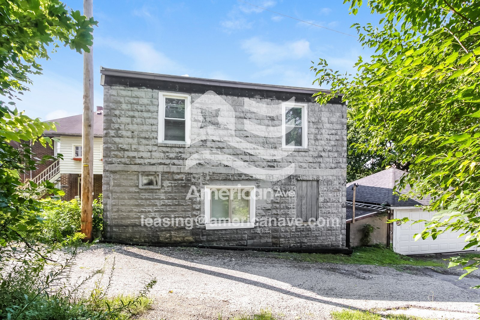 Building Photo - 1407 Maple Ave
