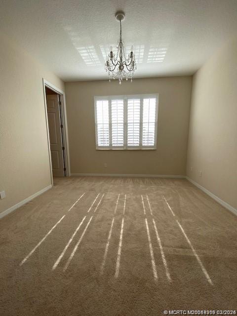 Building Photo - 566 SW Glen Crest Way