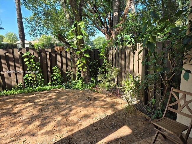 Building Photo - 4874 NW 111th Ct