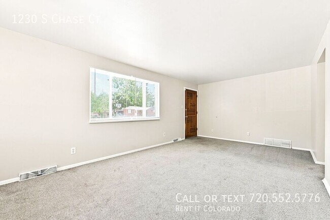 Building Photo - 1230 S Chase Ct