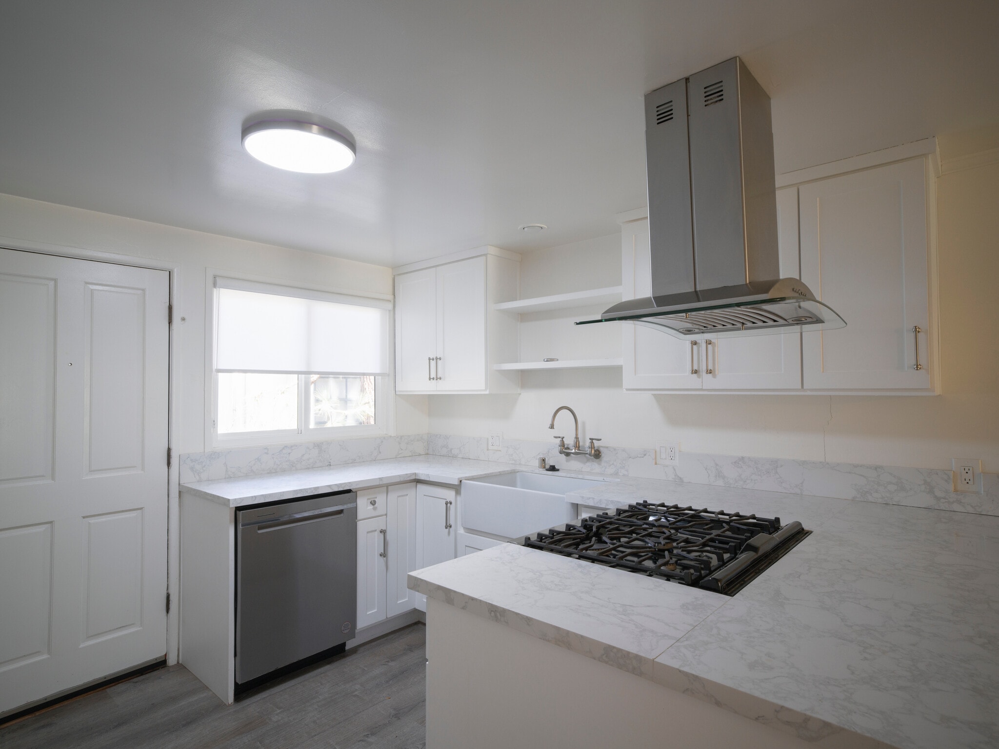 Building Photo - 505 Via del Monte