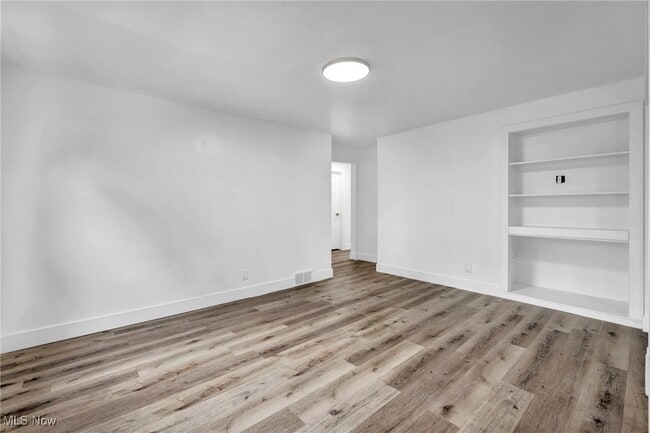 Building Photo - 3367 Monticello Blvd
