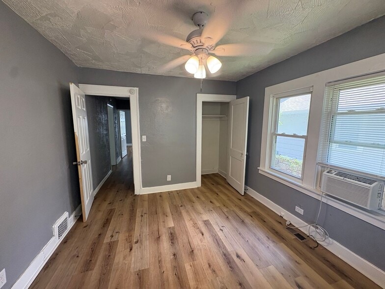 Building Photo - 5401 Highland Ave
