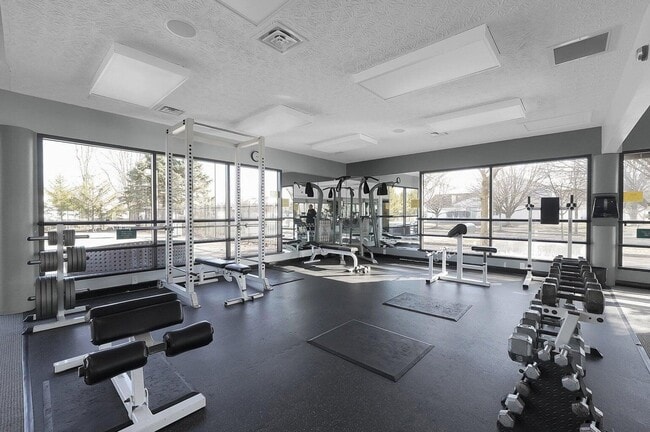 Building Photo - 6820 Axtel Dr