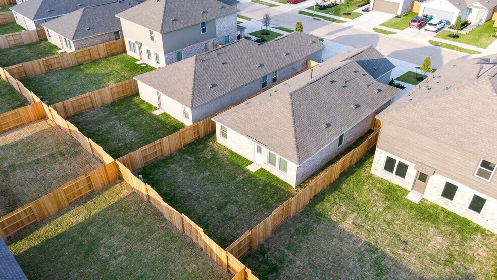 Building Photo - 6407 Geyser Starish Dr