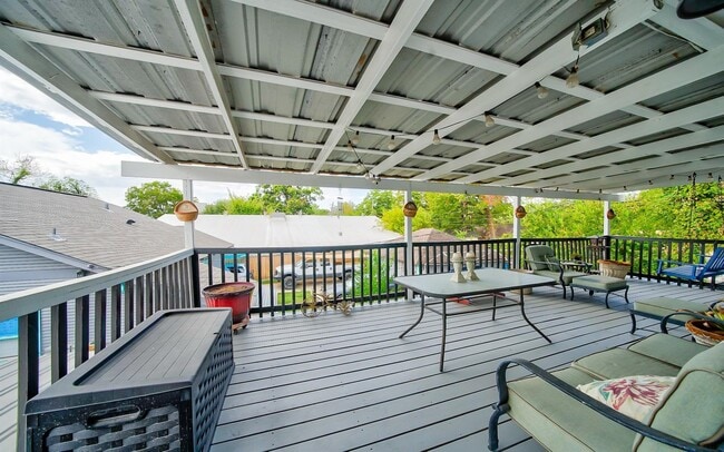 Building Photo - 3905 Billingsley St