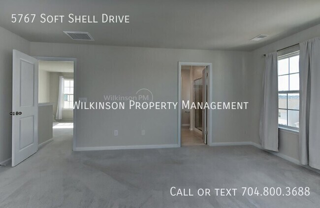 Building Photo - 5767 Soft Shell Dr