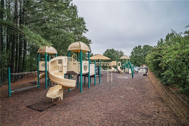 Building Photo - 8630 Moor Park Run