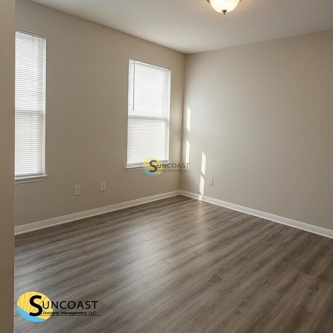 Building Photo - 9049 Western Way