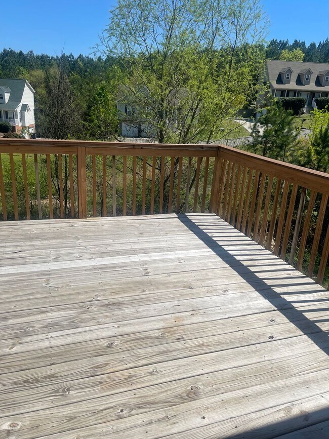 Building Photo - 3 Bedroom + 2 Bath Home for Rent in Soddy ...