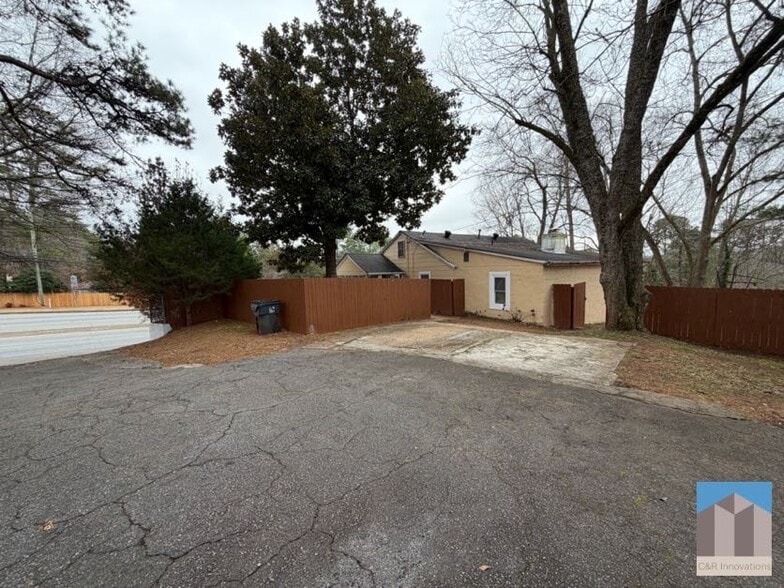 Building Photo - 1252 Lawrenceville Suwanee Rd