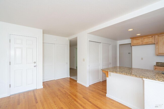 Building Photo - 4248 Leafwood Cir E