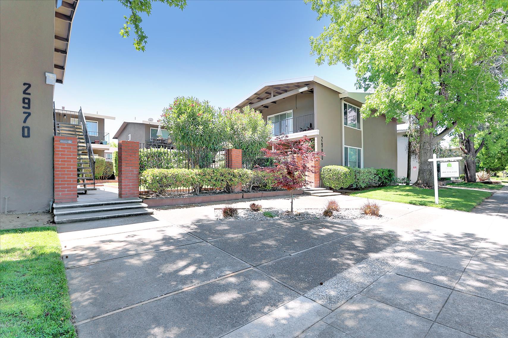 Building Photo - 2970 Van Sansul Ave