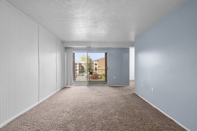 Building Photo - 7812 Hanover Pkwy