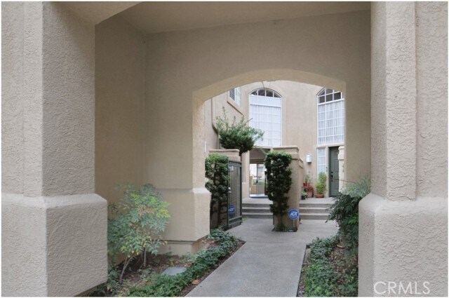 Building Photo - 7 Landmark Pl